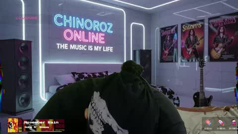 Snapshot of chinoroz chatting on September 26, 2025, 8:18 am Enrique online show from September 26, 2025, 8:18 am