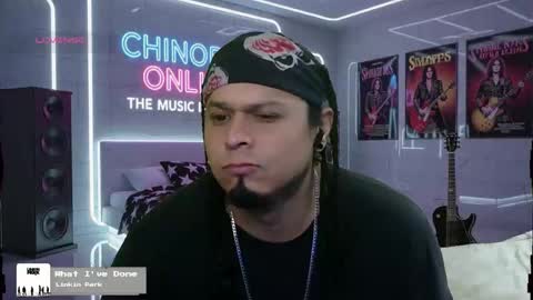 Snapshot of chinoroz chatting on October 17, 2025, 6:38 am Enrique online show from October 17, 2025, 6:38 am