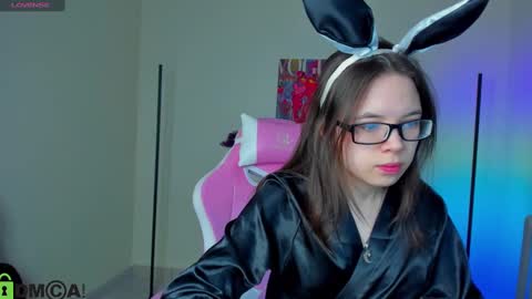 Snapshot of chio_mio chatting on February 24, 2025, 9:43 am chio_mio online show from February 24, 2025, 9:43 am