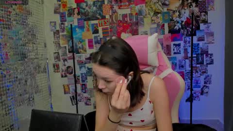 chio_mio online show from October 5, 2025, 2:10 am