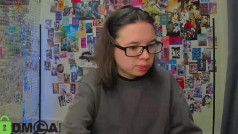 chio_mio online show from October 18, 2025, 2:14 am