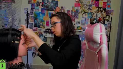 chio_mio online show from October 31, 2025, 2:23 am