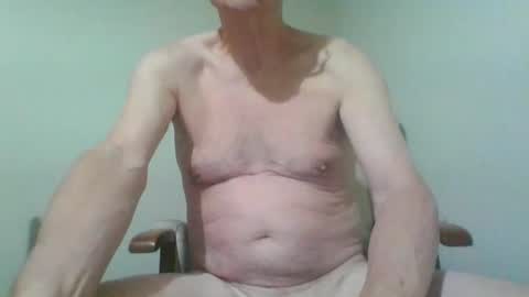 chipper341596 online show from April 24, 2026, 8:33 pm