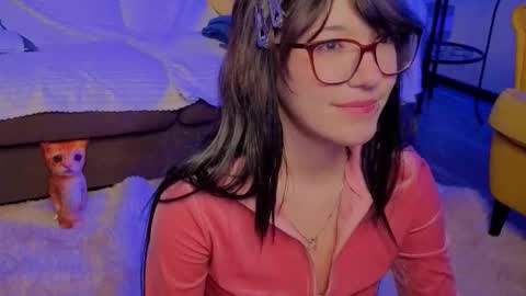 Leyna online show from February 3, 2026, 2:53 am