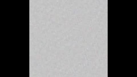 Chloe online show from December 15, 2025, 7:45 am