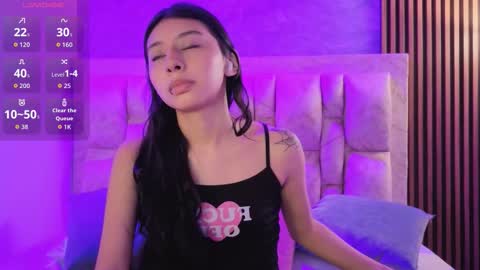 Snapshot of chloe_bluee_ chatting on March 28, 2026, 10:59 am chloe_bluee_ online show from March 28, 2026, 10:59 am