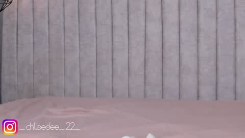 Chloe online show from December 28, 2024, 1:49 pm