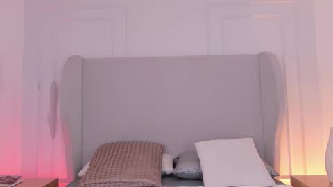 Chloe online show from October 30, 2025, 11:55 am