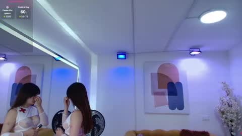 Chloe online show from May 22, 2026, 12:33 pm