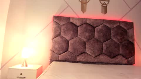 chloe_durand_ online show from March 8, 2025, 2:12 am