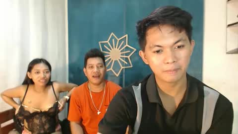 Snapshot of chloe_harlot chatting on December 15, 2025, 5:23 am chloe and harlot online show from December 15, 2025, 5:23 am