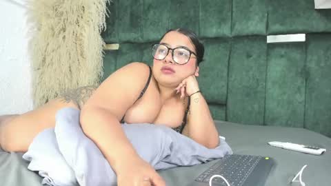 Snapshot of chloe_jackson25 chatting on July 1, 2026, 7:13 pm Chloe online show from July 1, 2026, 7:13 pm