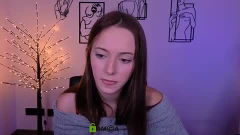 Snapshot of chloe_ley chatting on July 19, 2026, 7:17 pm chloe_ley online show from July 19, 2026, 7:17 pm