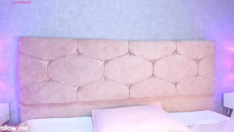 chloe_miiler online show from March 6, 2026, 1:18 pm