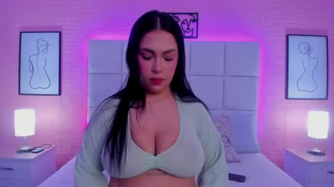 cloe online show from July 8, 2026, 3:55 am