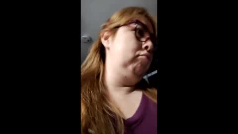 chloe_prg online show from May 27, 2026, 4:20 am