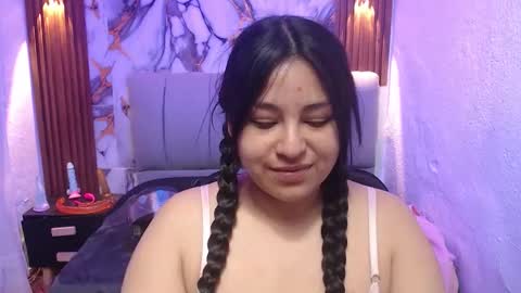 Snapshot of chloe_smith5 chatting on January 17, 2026, 1:27 pm chloe_smith5 online show from January 17, 2026, 1:27 pm