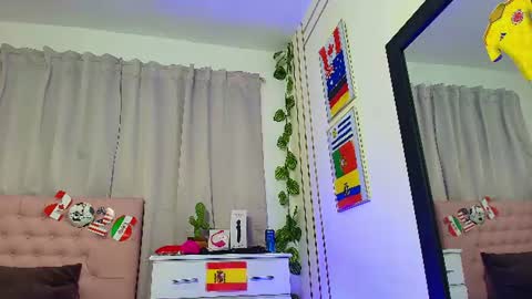 Snapshot of chloe_swarts chatting on July 5, 2026, 12:50 am Lulu online show from July 5, 2026, 12:50 am