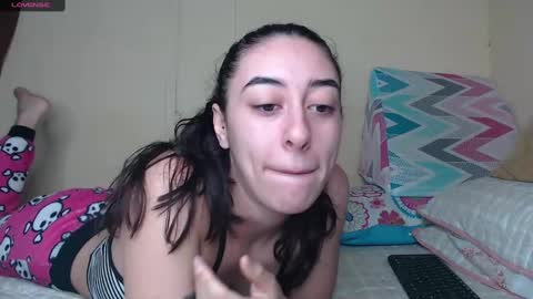 Chloe  online show from January 4, 2025, 1:42 pm