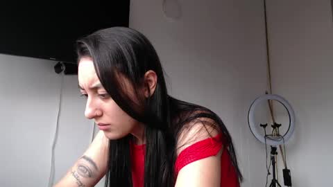 Snapshot of chloe_vahos chatting on May 7, 2026, 9:20 pm Chloe online show from May 7, 2026, 9:20 pm