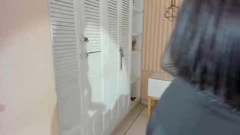 Snapshot of chloe_watson_ chatting on September 11, 2025, 5:02 pm   online show from September 11, 2025, 5:02 pm