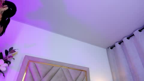 chloe_wilson7 online show from October 21, 2025, 1:39 am