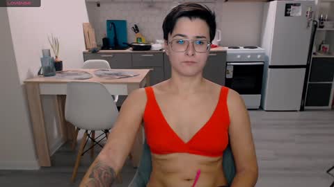 Eva and Sandra online show from December 5, 2024, 10:12 pm