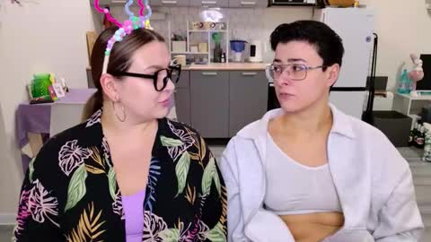 Eva and Sandra online show from February 26, 2026, 9:03 pm