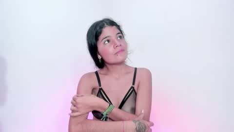 My name is Nikole online show from December 16, 2025, 11:32 pm