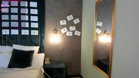 Snapshot of chloee_white chatting on March 1, 2026, 9:44 am chloee white online show from March 1, 2026, 9:44 am