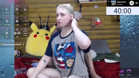 Snapshot of chloeerose2000 chatting on February 14, 2025, 7:49 am ChloeeRose online show from February 14, 2025, 7:49 am