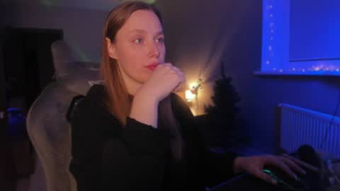 chloegins online show from December 17, 2024, 9:16 pm