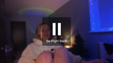 chloegins online show from December 19, 2024, 4:34 am