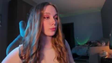 chloegins online show from January 17, 2025, 10:12 pm