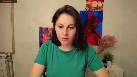 Snapshot of chloejill_ chatting on October 16, 2025, 12:17 pm Chloe online show from October 16, 2025, 12:17 pm