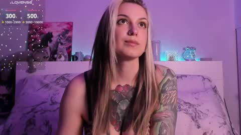 ChloeKohaku online show from April 3, 2026, 5:05 am