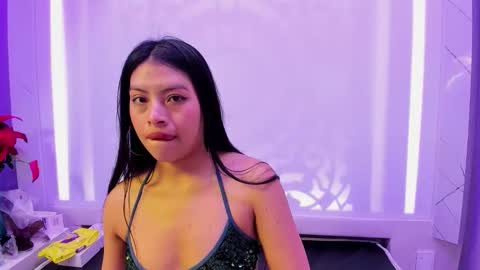 Snapshot of chloemartini_ chatting on March 26, 2026, 2:50 am ChloeSignup For Free Join my Fan Club online show from March 26, 2026, 2:50 am