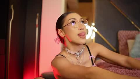 chloemin_ online show from February 25, 2026, 3:54 pm