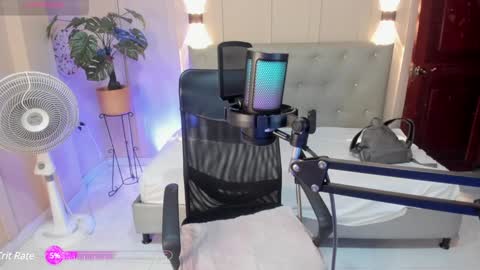 Chloe rosse online show from January 17, 2025, 2:50 am