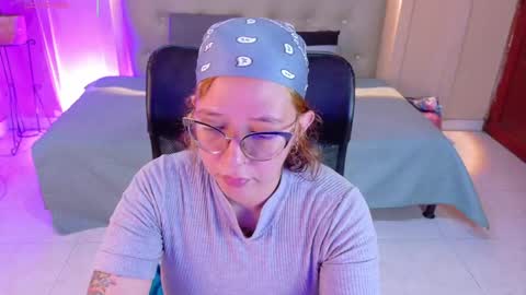 Chloe rosse online show from June 6, 2026, 7:29 pm