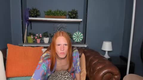 Snapshot of chloevalentinee chatting on September 21, 2025, 11:45 am Chloe online show from September 21, 2025, 11:45 am