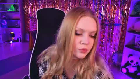 ChloeWight online show from February 22, 2026, 2:15 pm