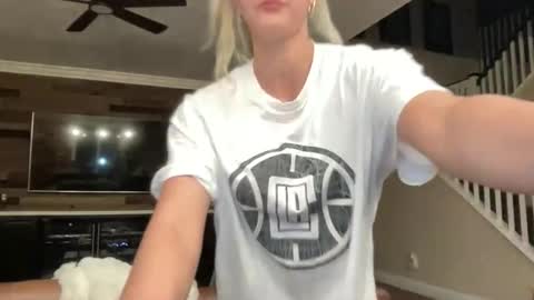 Chloe Babe online show from February 22, 2026, 6:13 am