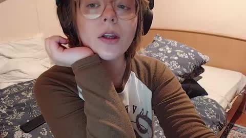 Snapshot of chmiri chatting on October 24, 2025, 11:17 am chmiri online show from October 24, 2025, 11:17 am