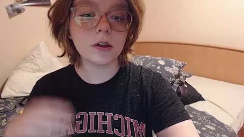 Snapshot of chmiri chatting on October 26, 2025, 12:55 pm chmiri online show from October 26, 2025, 12:55 pm