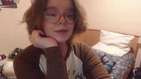 Snapshot of chmiri chatting on December 21, 2025, 4:03 pm chmiri online show from December 21, 2025, 4:03 pm