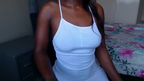 Snapshot of choccoa chatting on October 6, 2025, 8:45 am Daisy online show from October 6, 2025, 8:45 am