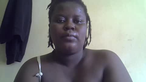 Snapshot of choclate_goddess chatting on April 14, 2026, 7:47 am Paula online show from April 14, 2026, 7:47 am