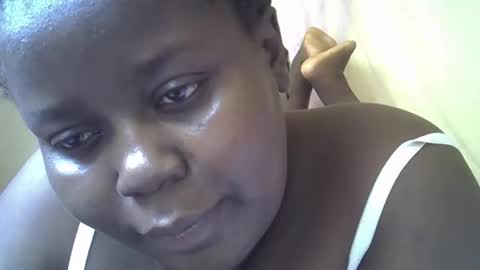 Snapshot of choclate_goddess chatting on April 28, 2026, 6:18 am Paula online show from April 28, 2026, 6:18 am