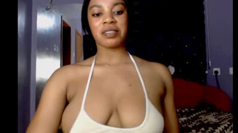 ESTHER online show from January 9, 2025, 8:01 pm